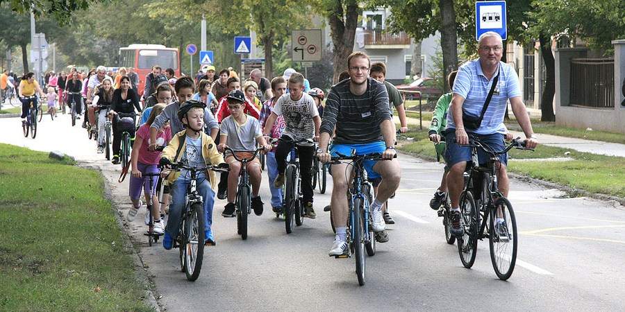 Bringás felvonulás – Critical Mass16